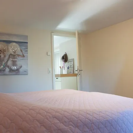 Reetdach Ostfriesenhaus *